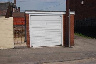 Leased - 11 Goldenhill Road-9