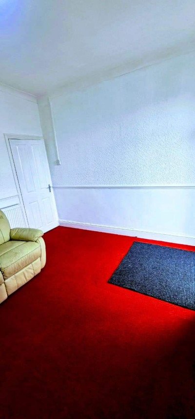 Leased - 129 High Street-3