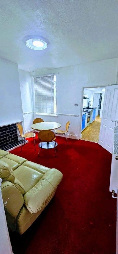 Leased - 129 High Street-4