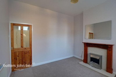 Lease - 8 Northwood Park Road-10