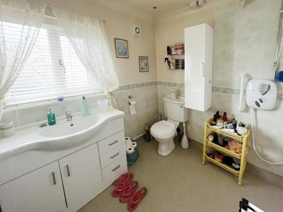 Leased - 81	Pinewood Crecent