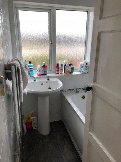 Leased - 9 Matlock Place-4