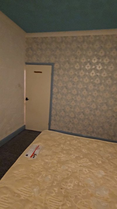 Leased - 53 Langley Street-12